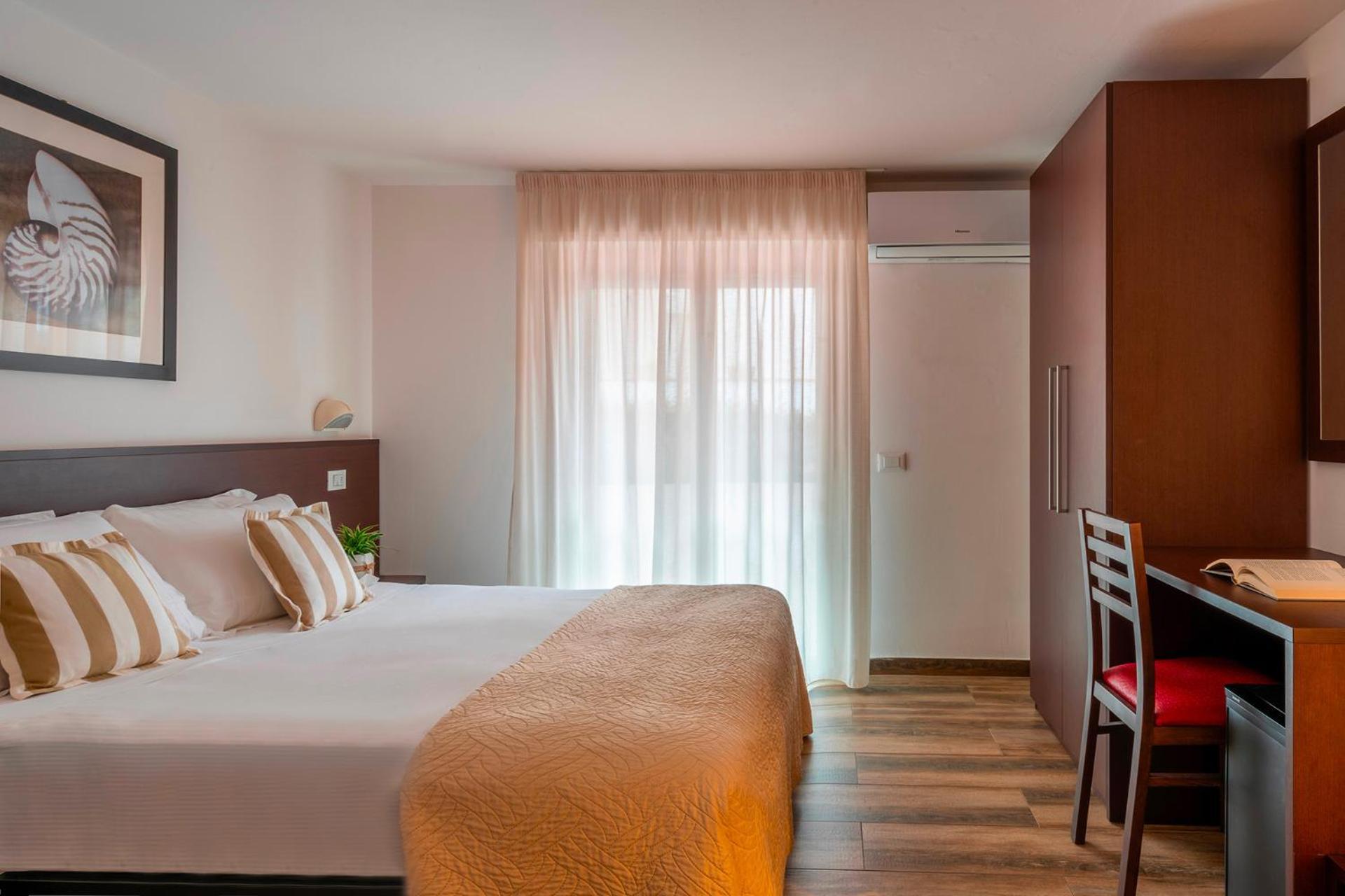 Hotel Carmen Riccione Exterior photo